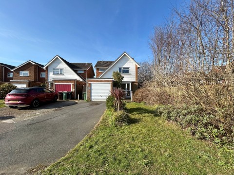 View Full Details for Compton Close, Bexhill on Sea, East Sussex