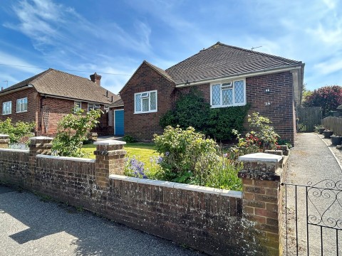 View Full Details for St Peters Crescent, Bexhill on Sea, East Sussex