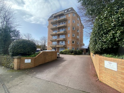 View Full Details for Upper Maze Hill, St Leonards on Sea, East Sussex