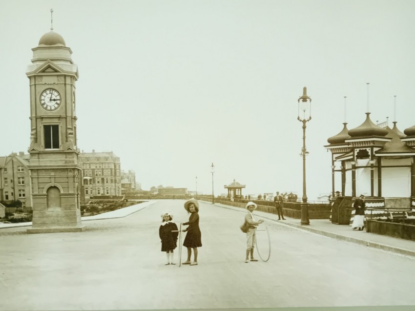 Images for Park Avenue, Bexhill on Sea, East Sussex
