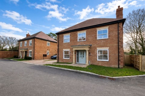 View Full Details for Saddlers Place, Bexhill on Sea, East Sussex