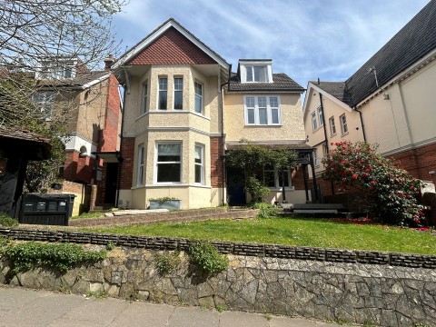 View Full Details for Upper Sea Road, Bexhill on Sea, East Sussex