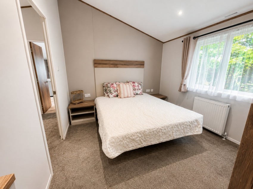 Images for Sandhurst Lane, Bexhill on Sea, East Sussex