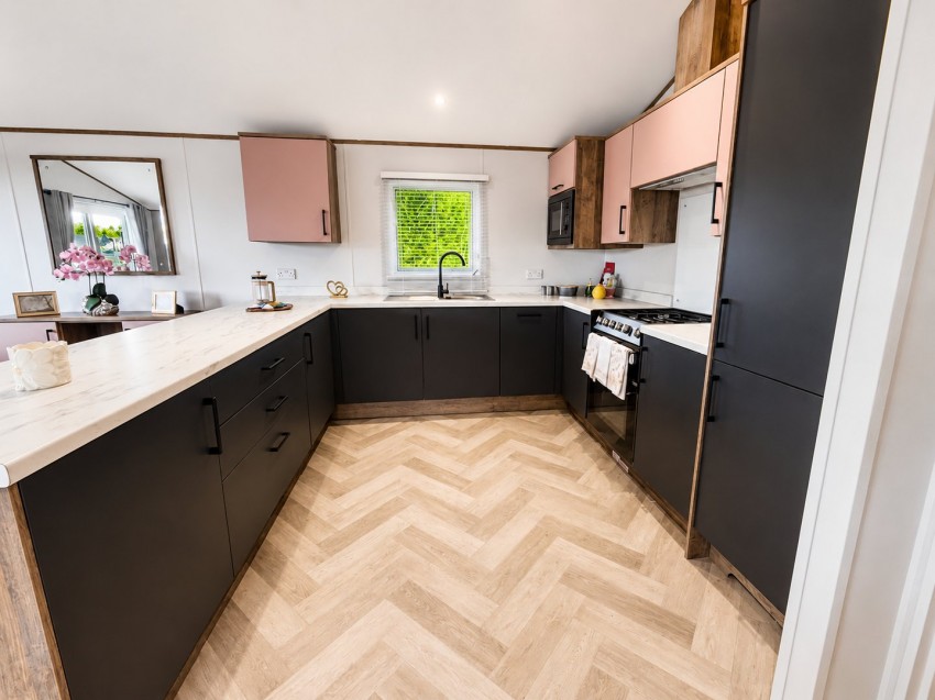 Images for Sandhurst Lane, Bexhill on Sea, East Sussex