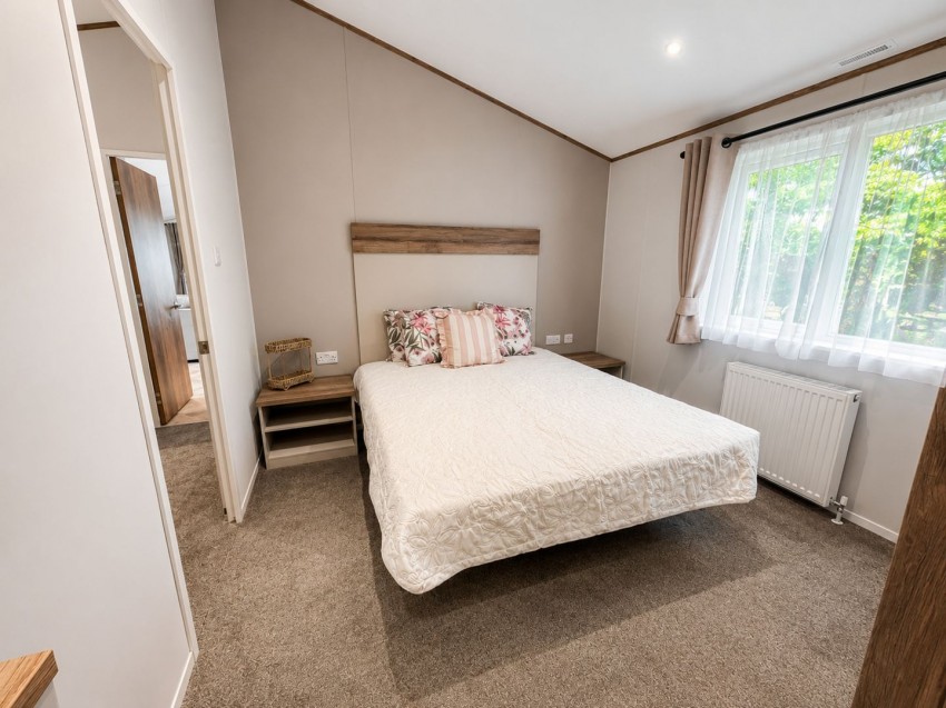 Images for Sandhurst Lane, Bexhill-on-Sea, East Sussex