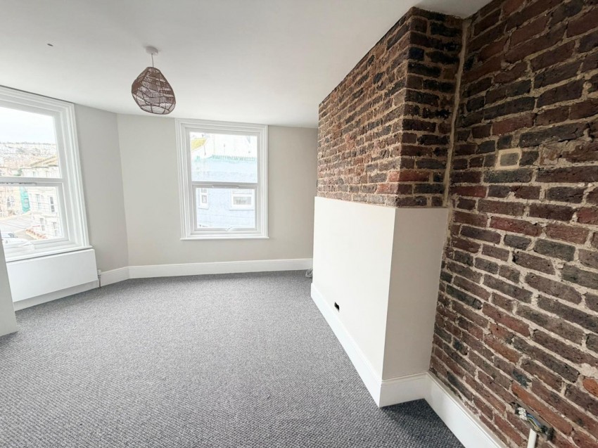 Images for 28 St Andrews Square, Hastings, TN34