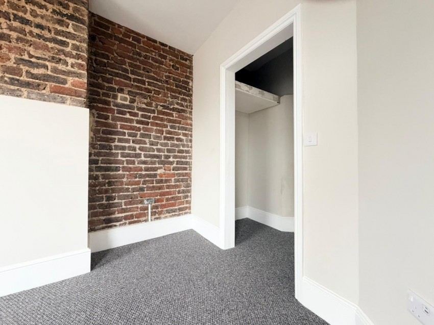 Images for 28 St Andrews Square, Hastings, TN34