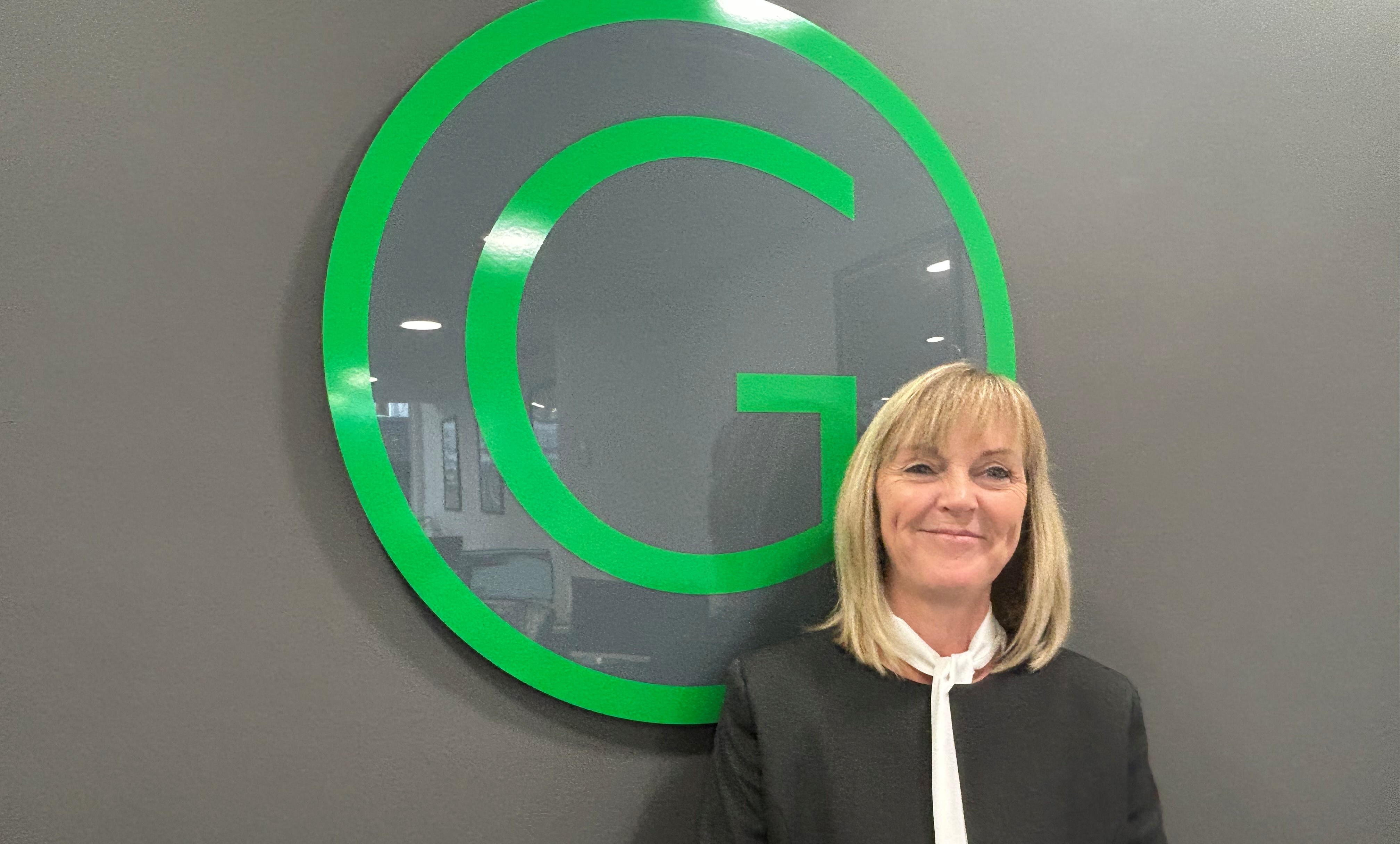 Samia Steele, Sales Progressor